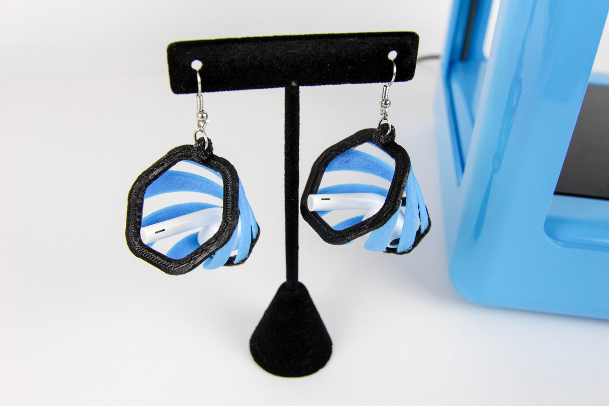 Apple AirPods are still a joke, proven by these ‘Airpod Catcher’ earrings
