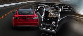 Tesla are talking with major labels to start a Spotify rival