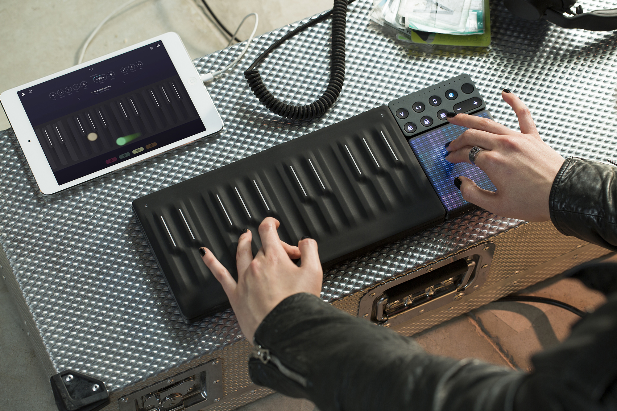 ROLI are back combining their amazing keyboards with their new musical blocks