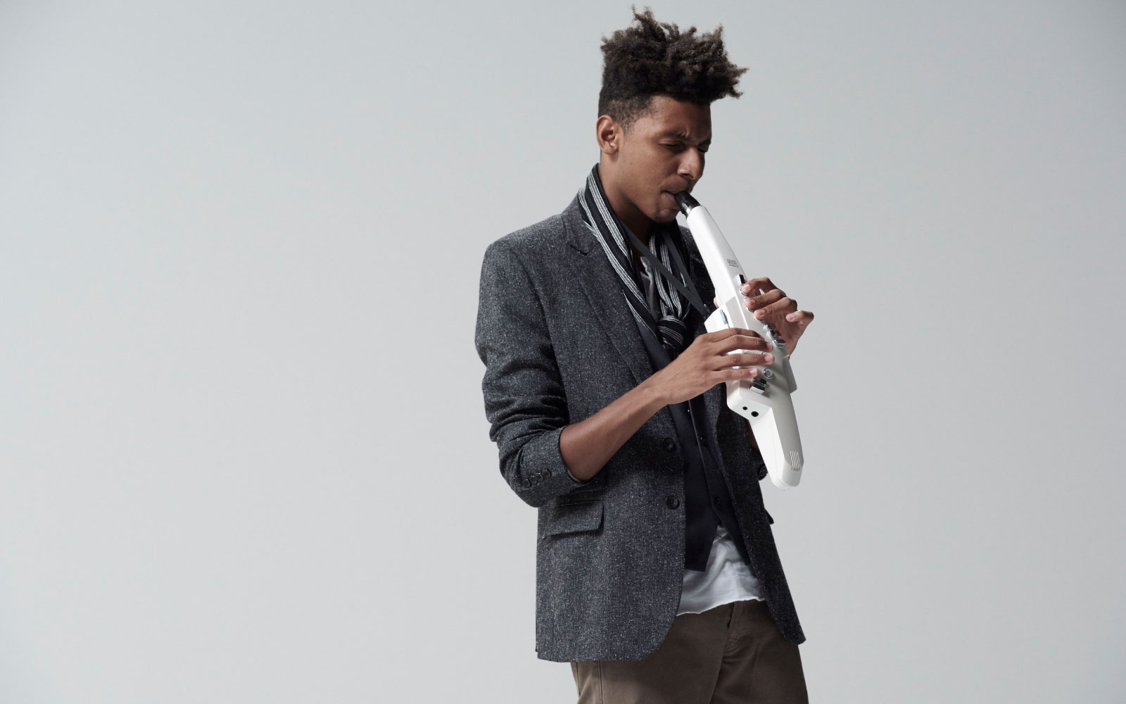 Roland make the sexiest instrument in the world digital and it looks insane
