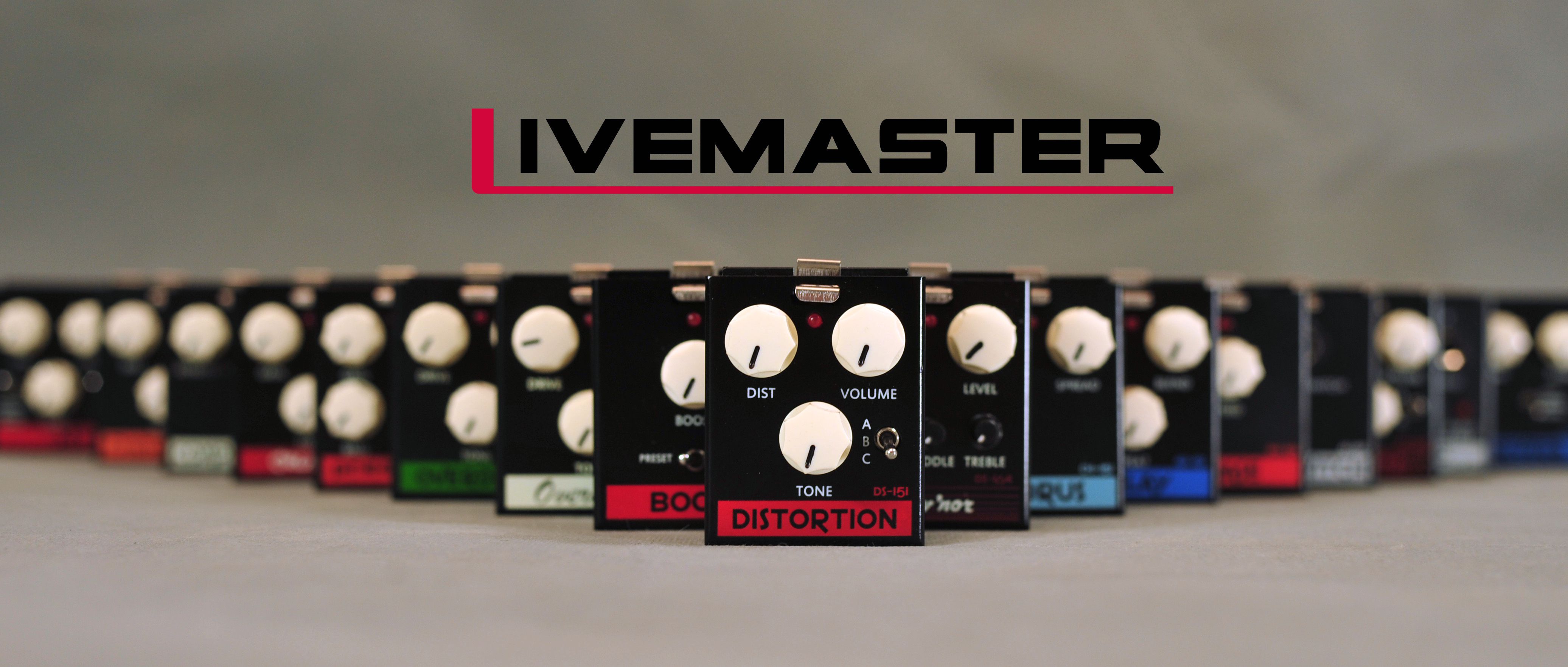 Add, switch and remove effects from Biyang’s incredible new guitar pedalboard