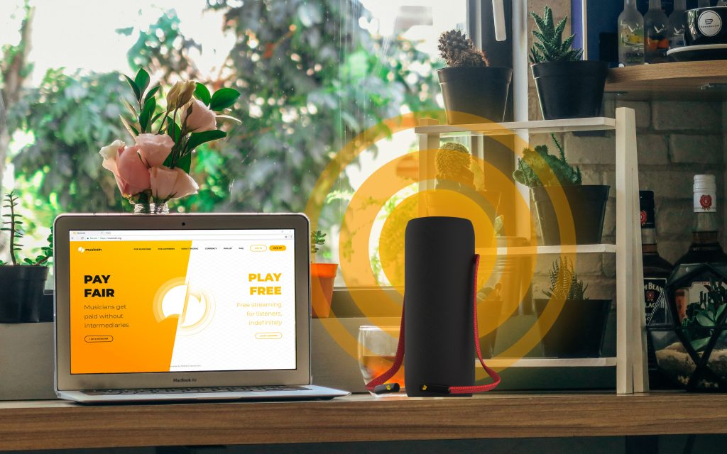 Pay musicians with claps for every stream with this new speaker
