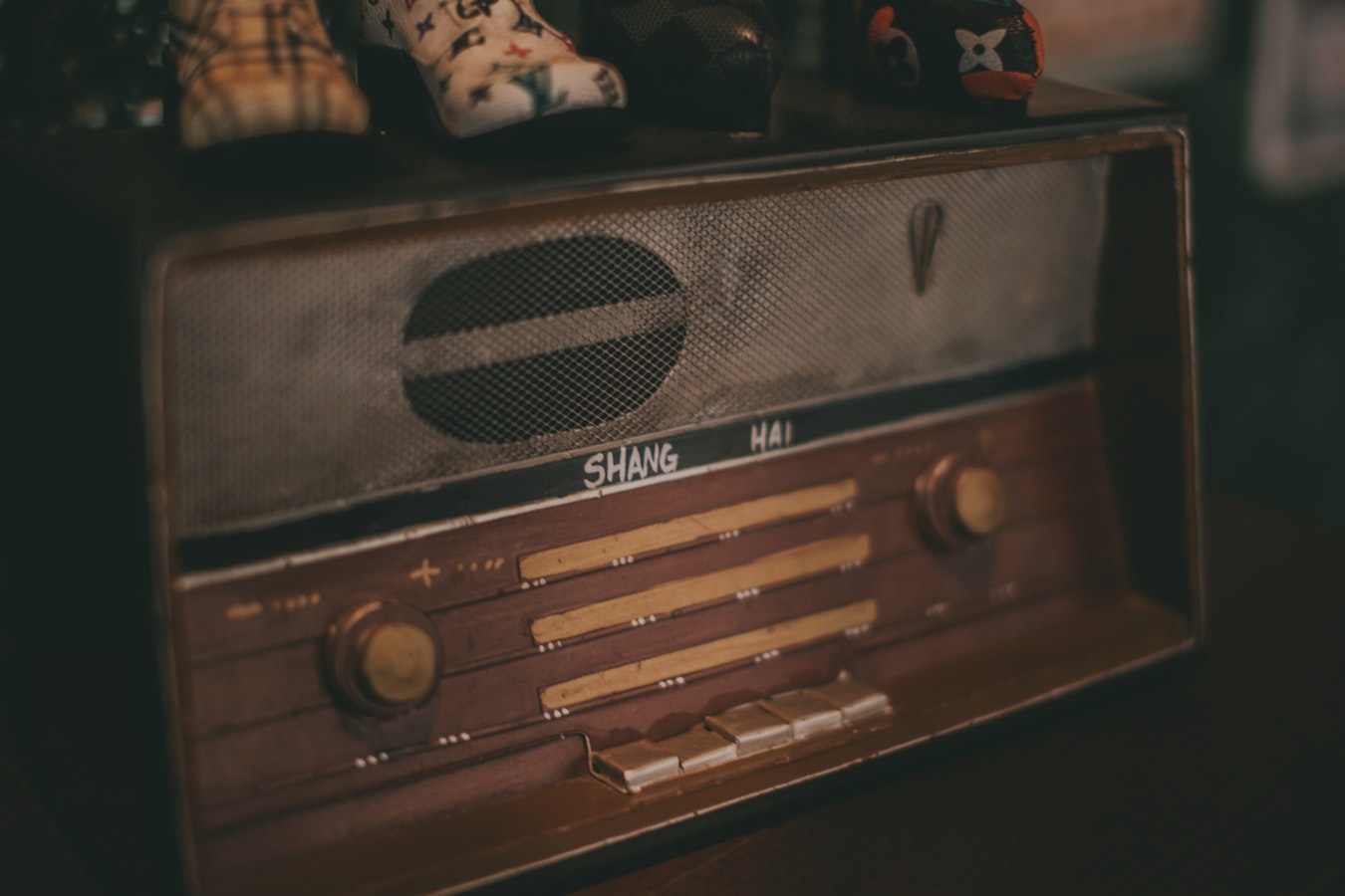 Radio is losing out to Pandora and Spotify