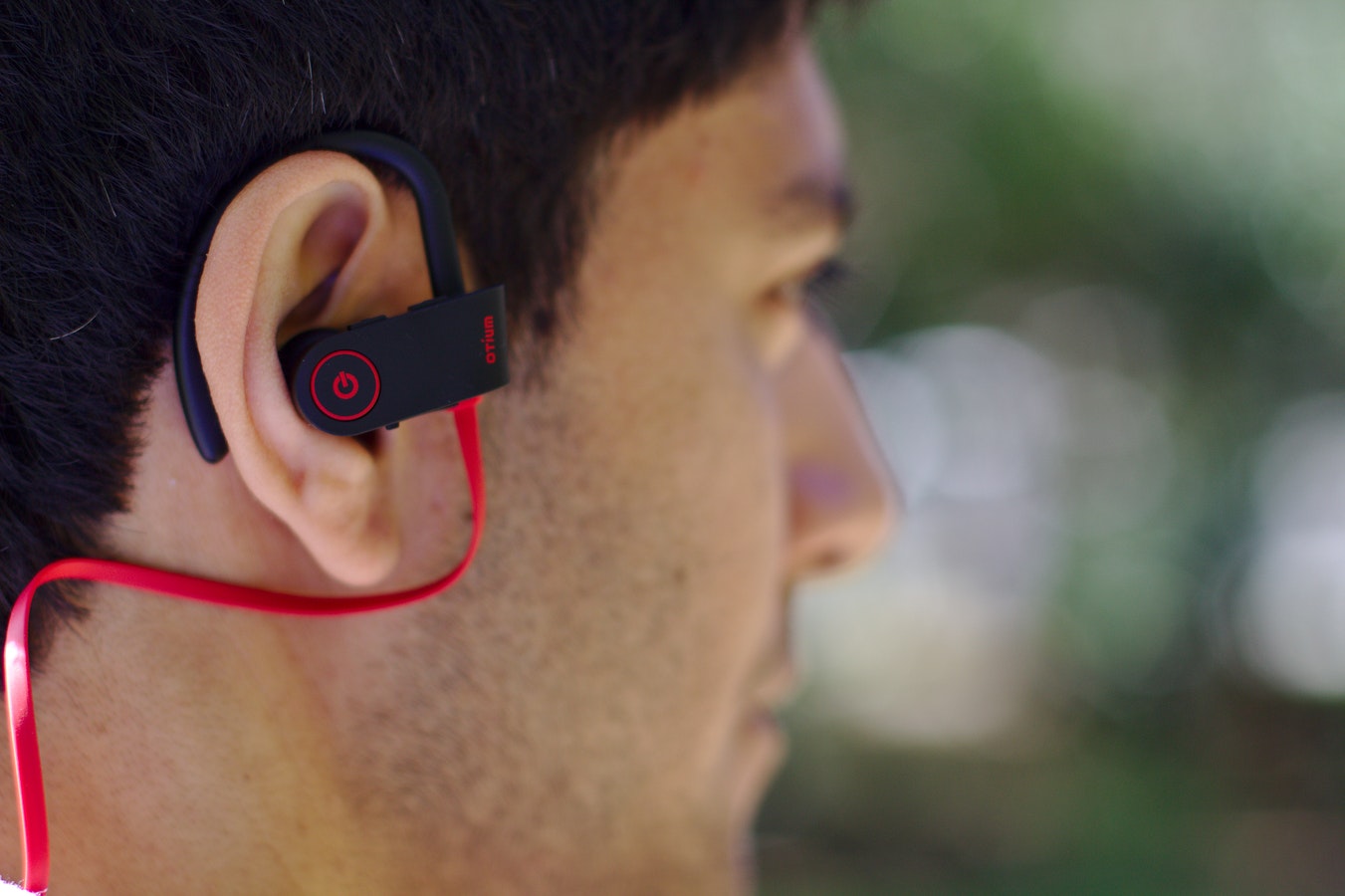 Amazon Alexa voice control opens to all Bluetooth headphones