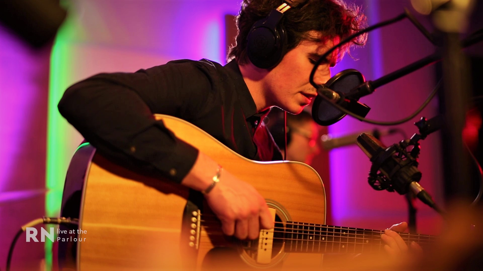 RouteNote sessions go psychedelic with a folk twinge