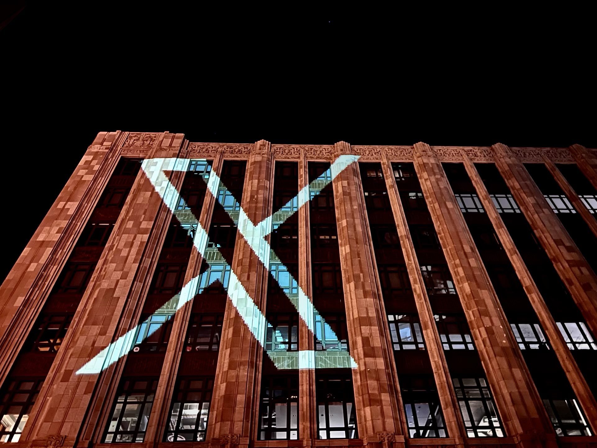 Twitter rebrands to X… just X
