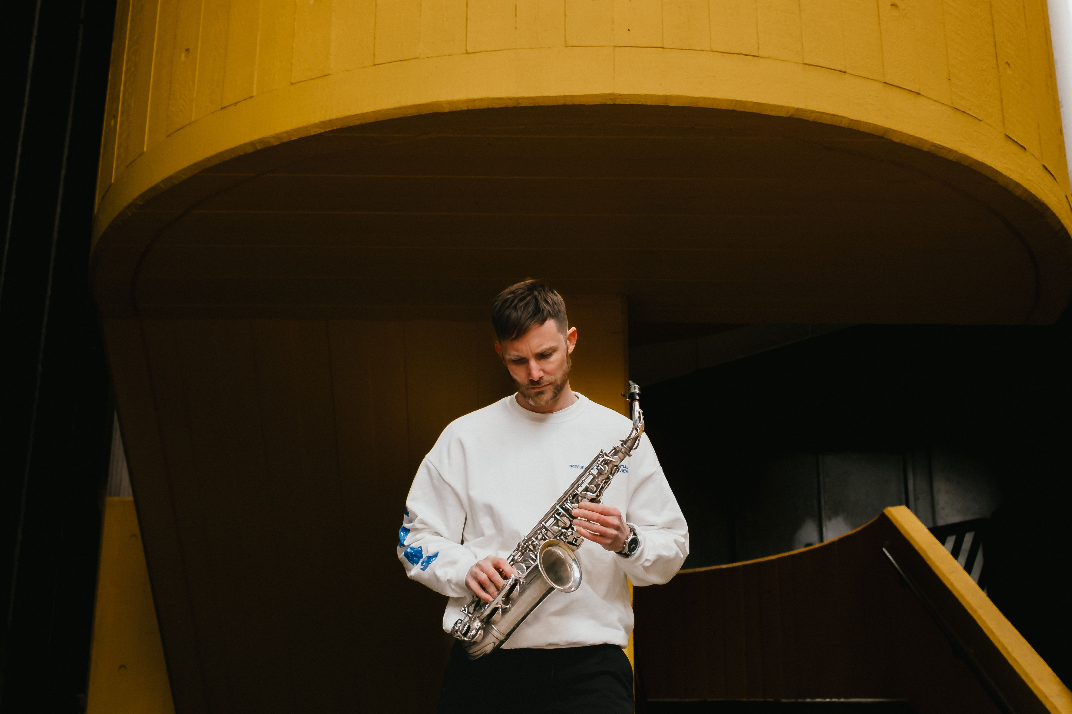 Brendan Mills and Surfin’ Sam drop this Summer’s hottest cover