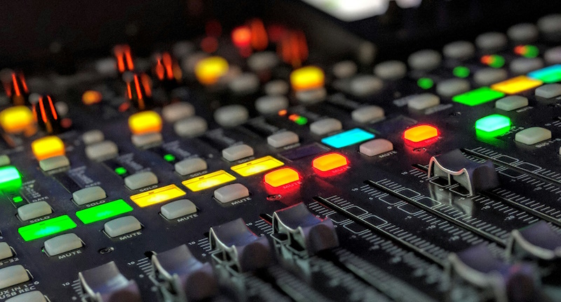 How to crossfade on music streaming services