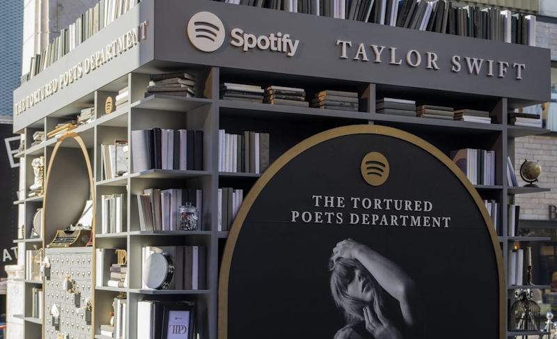 Sorry Beyoncé, Taylor Swift just stole your new record
