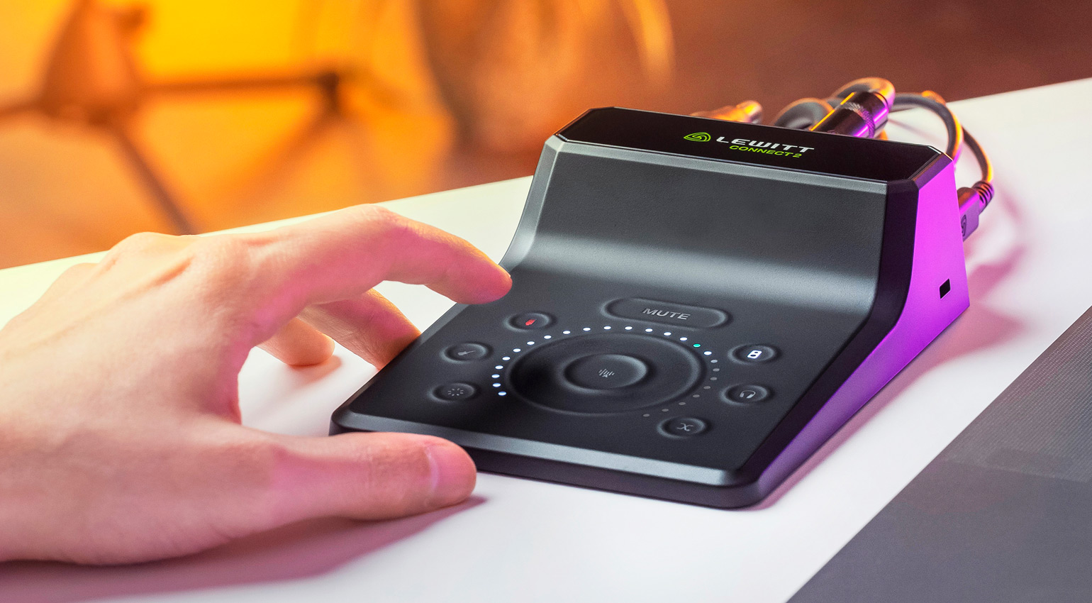 Lewitt CONNECT 2: Studio-quality sound on the go