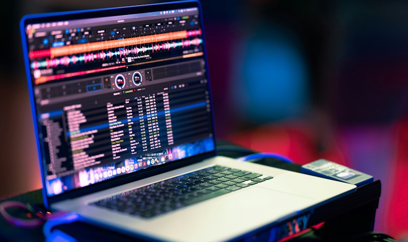 Get Heard on Playlists: A Musician’s Guide to Success