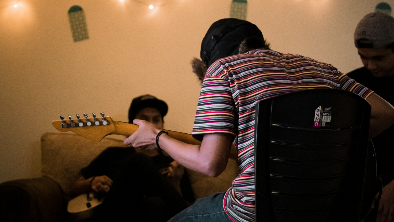 How music collaborations can grow your music career (and how to get started)