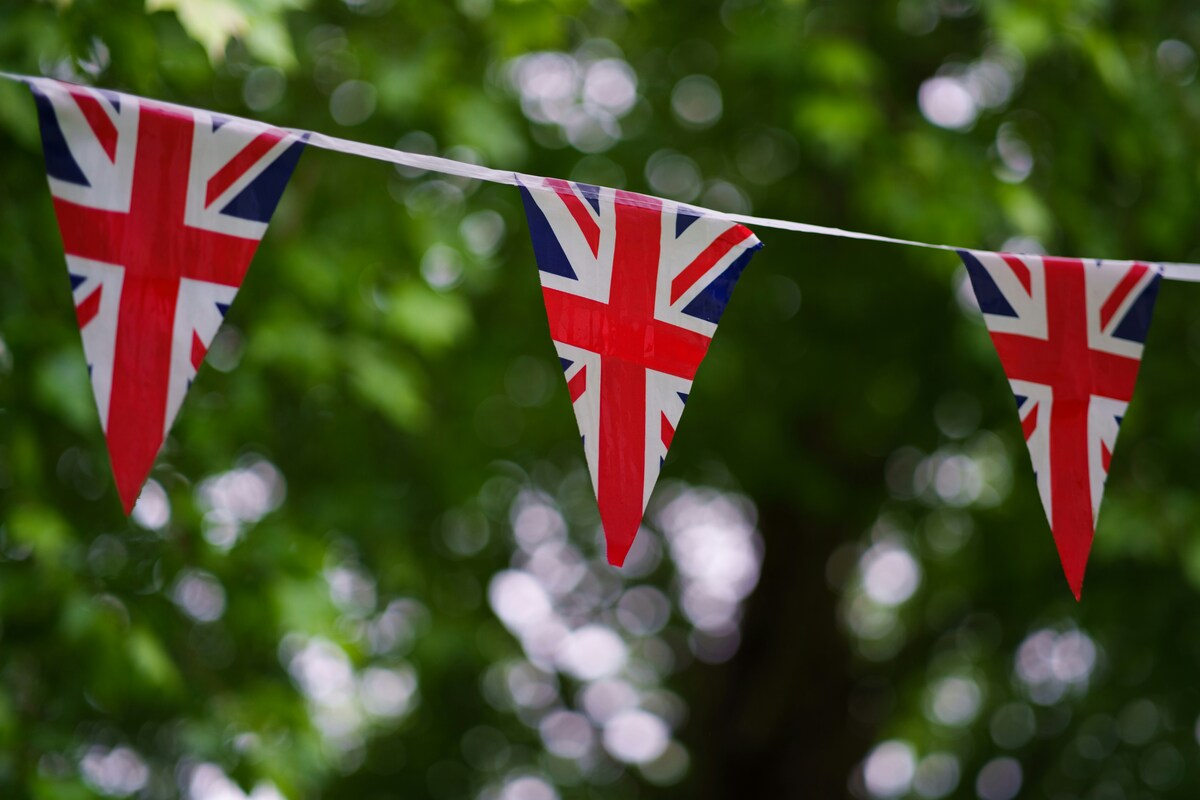 UK artists earn over $1 billion on Spotify in 2024