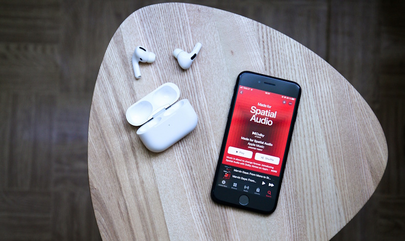Apple Music head: “It’s crazy that music is offered free”