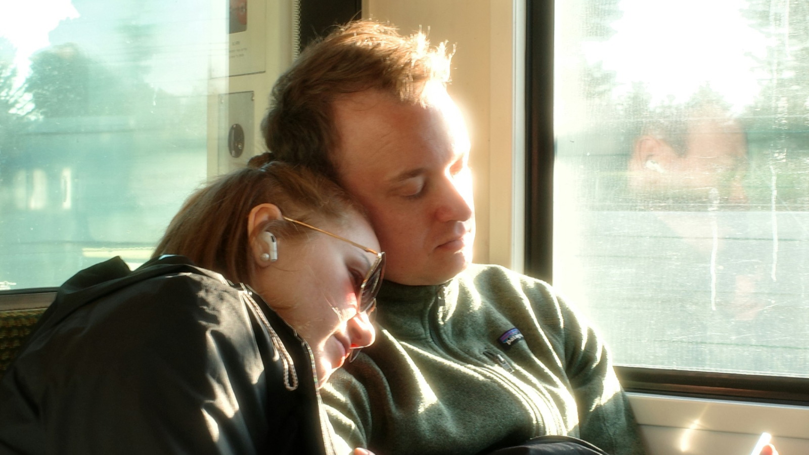 Upcoming iOS feature will automatically pause AirPods audio when you fall asleep
