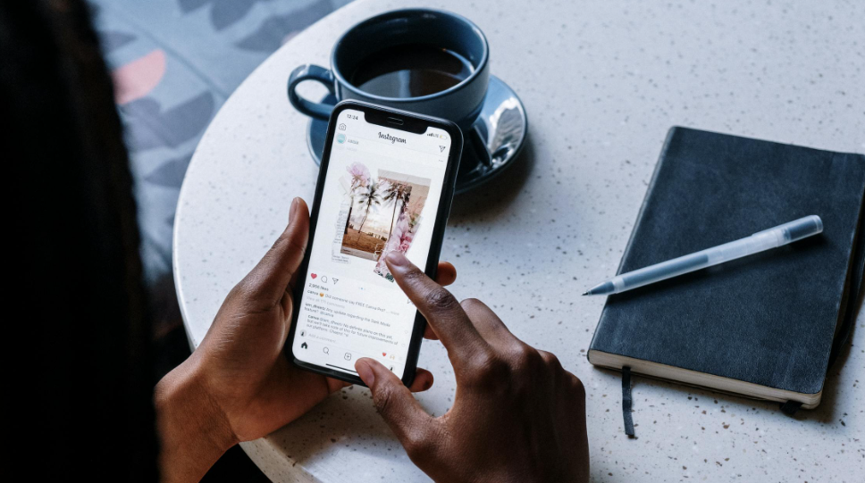 How many followers do you need to go live on Instagram?