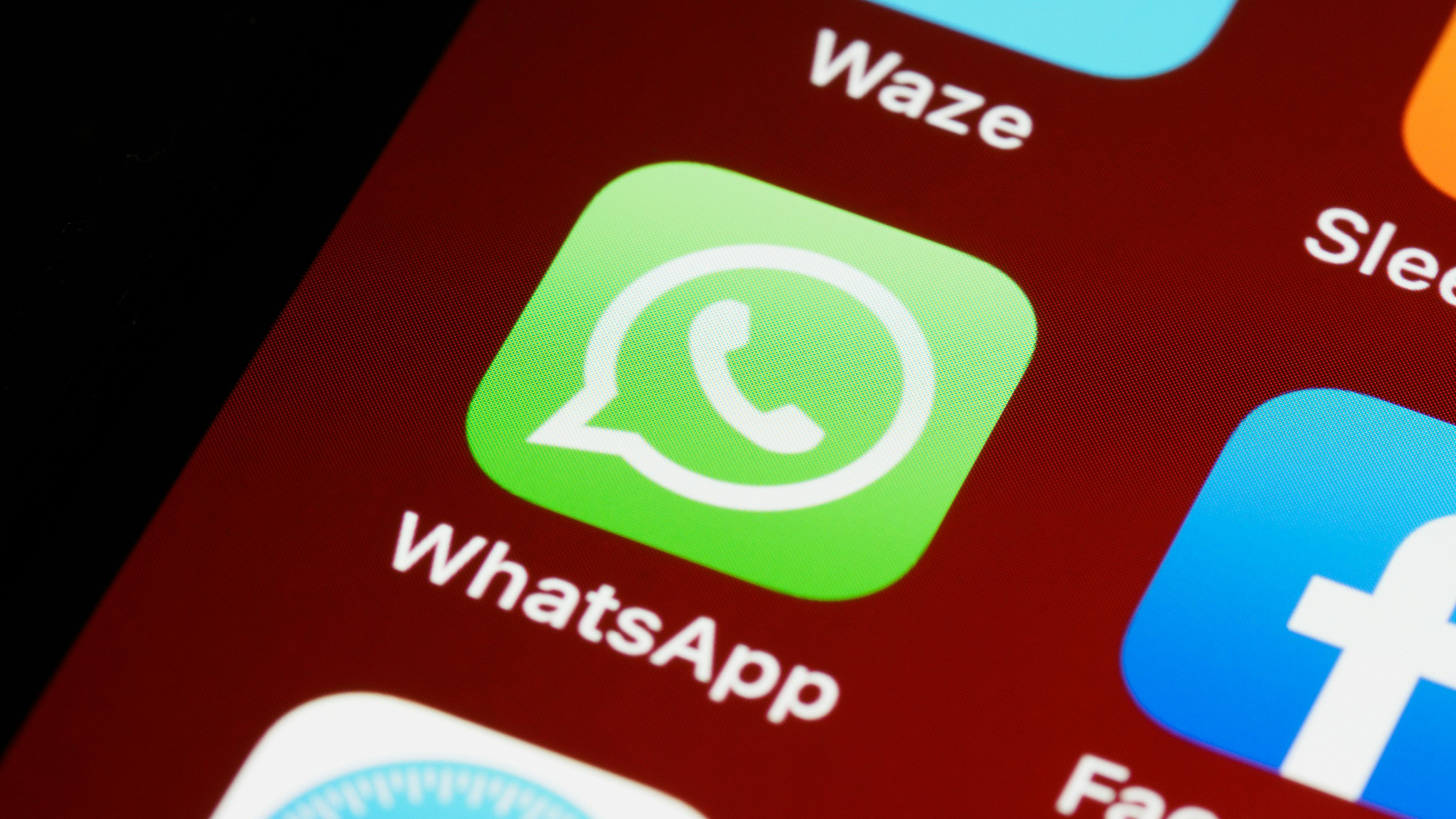 Apple Music now lets you easily share songs to your WhatsApp Status