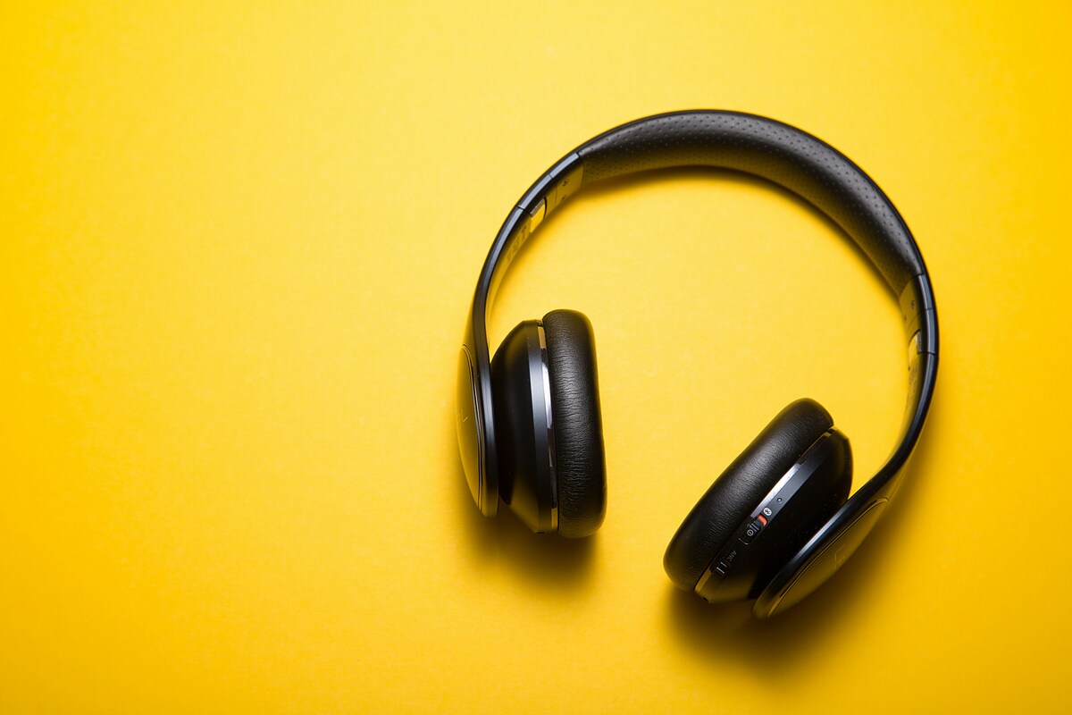 Popular headphones pulled in Europe following chemical safety study
